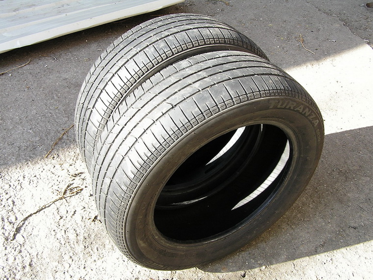 205.55.16_p_Bridgestone_Turanza_ER300.jpg